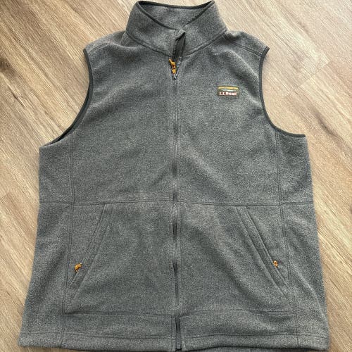 Gray XL Men's L.L. Bean Vest (Used)