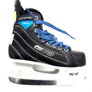 Used Bauer SUMPREME Junior Hockey Skate Junior 03 11860-S000267573