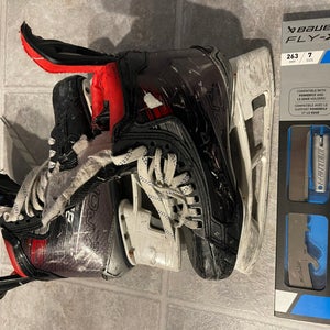 2023 Bauer Vapor 5x pro Hockey Skates Regular Width 6.5 (Used) with NEW Steel size 7