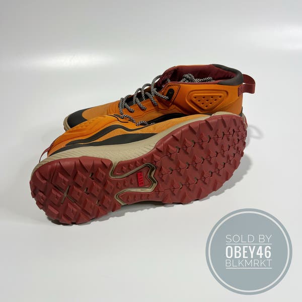 VANS MTE Crosspath Mid All-Terrain Shoes Marmalade Orange  display picture 1