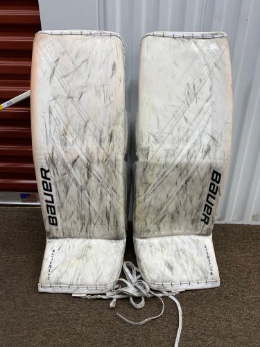 Large 2024 Bauer Hyperlite 2 Goalie Leg Pads