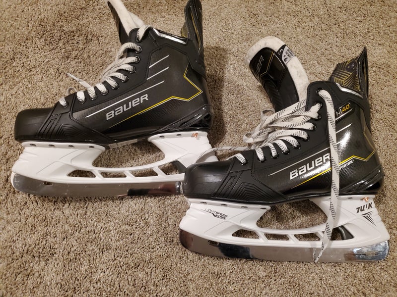 2025 Bauer Supreme M40 Hockey Skates 9.5 (New)