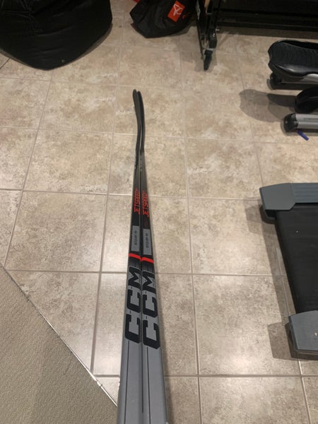 Intermediate CCM Ft+ Right Handed Hockey Stick P29 (New)