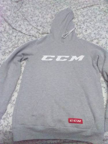 CCM Mens Small Hoodie