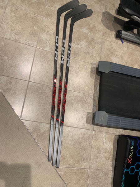 Intermediate CCM JetSpeed Team Right Handed Hockey Stick P28 (New)