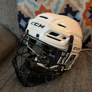 CCM Resistance Helmet 300 (box lacrosse)