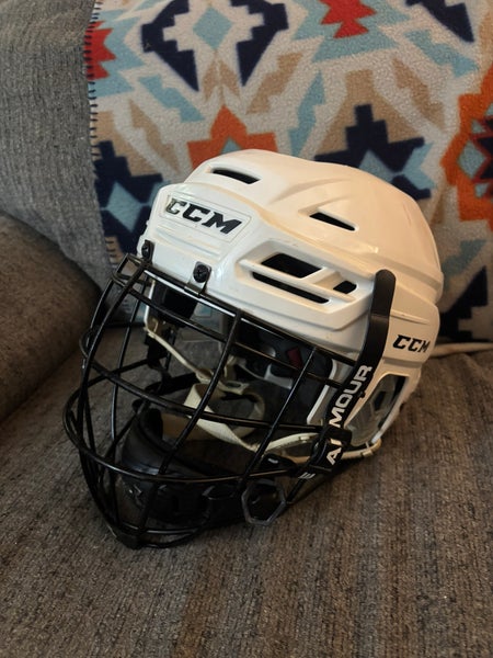 CCM Resistance Helmet 300 (box lacrosse)