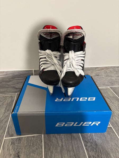 Bauer Vapor X5 Pro Hockey Skates | Junior 2.5 (Used)