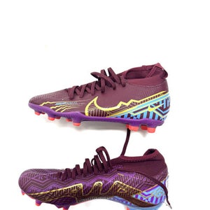 Used Nike Soccer Cleats Maroon Junior 04.5 11860-S000300108