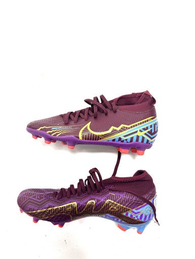 Used Nike Soccer Cleats Maroon Junior 04.5 11860-S000300108