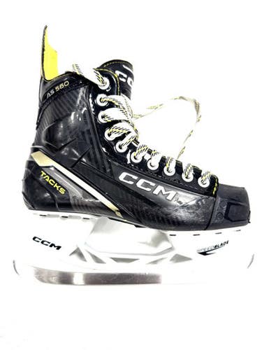Used CCM TACKS AS560 Intermediate Hockey Skate Intermediate 6.0 11860-S000299899