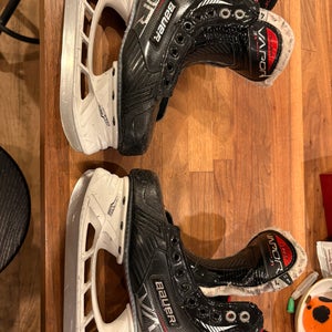 2021 Bauer Vapor 3X Hockey Skates Size 4 (Used)