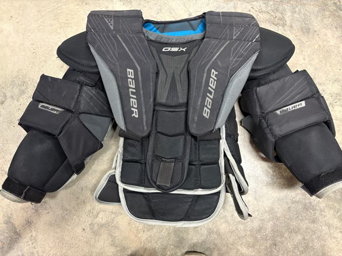 Large/Extra Large Bauer GSX Goalie Chest Protector (Used)