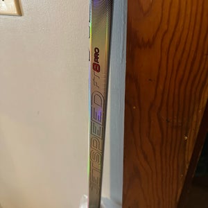 Junior CCM JetSpeed FT8 Pro Right Handed Hockey Stick P28 (New)