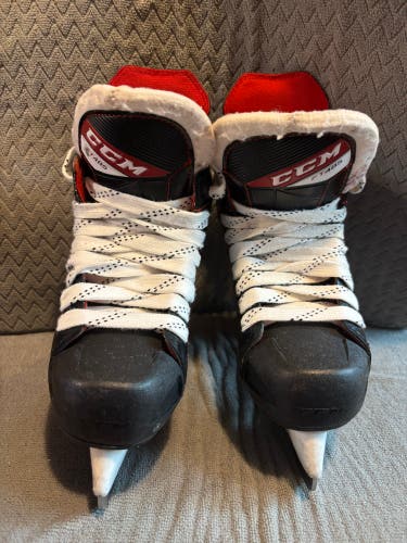 2021 CCM JetSpeed FT485 Hockey Skates Regular Width 13 (Used)