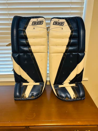 Simmons 992 pads, senior in excellent condition, size 32
