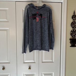 Men's XL Majestic MLB Boston Red Sox long sleeve, lightweight hoodie