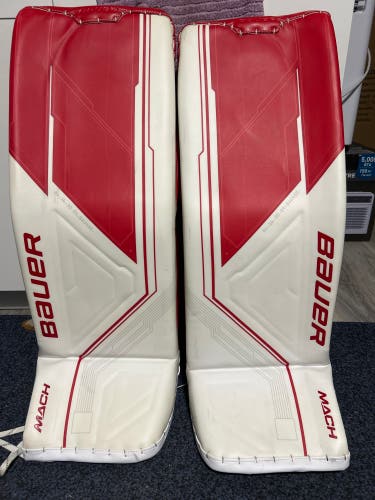 Medium Bauer MACH Goalie Leg Pads (Used)