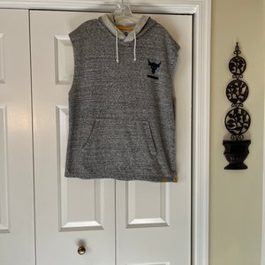 Men’s XL Under Armour Project Rock sleeveless hoodie