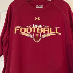 Men’s Under Armour Boston College Eagles football loose fit HeatGear XL tee shirt