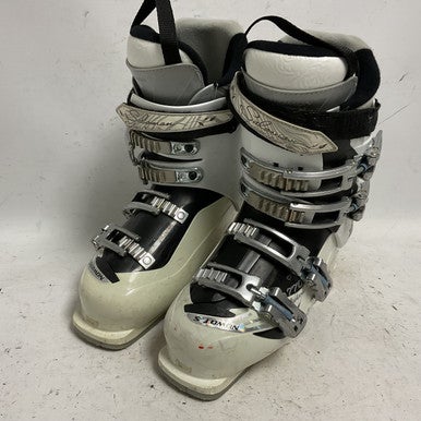 Used Salomon 770 DIVINE Womens DH Ski Boot White 240 MP - J06 - W07 11855-S000193836
