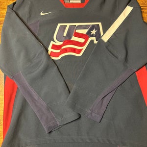 Blue Large Men's Nike IIHF PRO STOCK Jersey (Used)