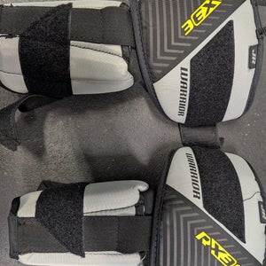 Warrior (Used) Goalie Knee Pads -Junior