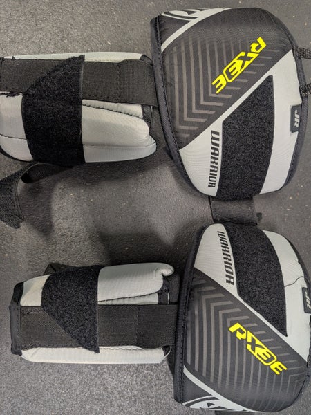 Warrior (Used) Goalie Knee Pads -Junior