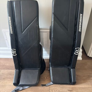 30" Warrior Goalie Leg Pads (Used)