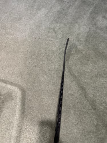 Senior Extra Lite Left Hand Hockey Stick Heel Pattern (New)