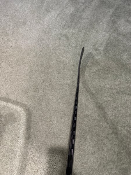 Senior Extra Lite Left Hand Hockey Stick Heel Pattern (New)