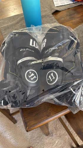 Warrior Alpha LX3 Pro Gloves 15" (Used)