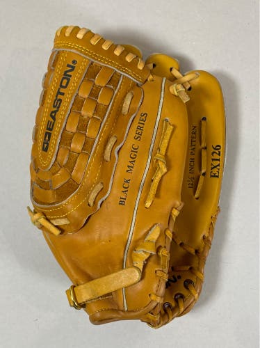 Easton Black Magic RH Softball Glove 12.5"