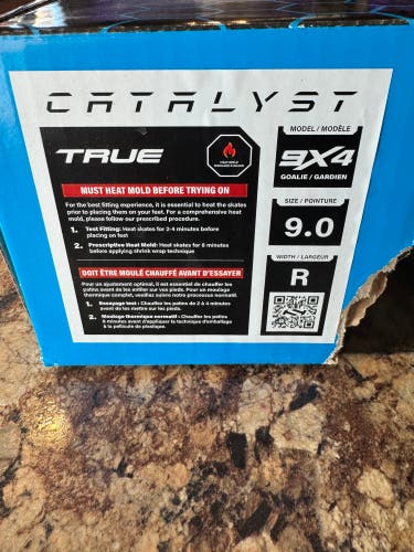 2024 True Catalyst 9X4 Hockey Goalie Skates Regular Width 9 (New)