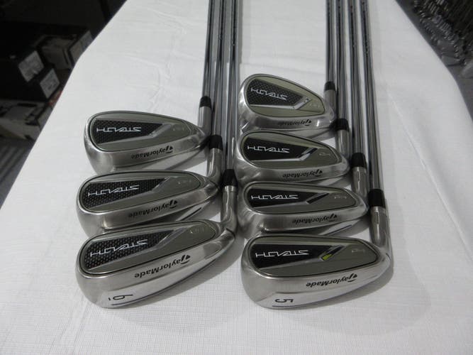 Left-Handed TaylorMade Stealth HD Iron Set - 5-PW, SW - Regular Flex Steel
