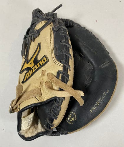 Mizuno Prospect Series PowerClose RH Catcher's Baseball Glove 10.5"
