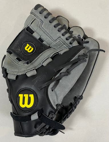 Wilson A360 RH Pitcher's Softball Glove 12”