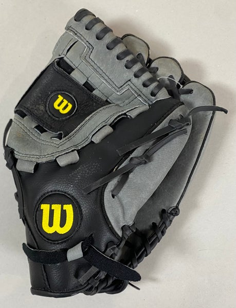 Wilson A360 RH Pitcher's Softball Glove 12”