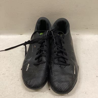 Used Nike Soccer Cleats Black Youth 07.5 11725-S000493248