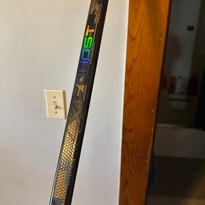 Junior CCM Xf ghost Right Handed Hockey Stick P90TM (New)