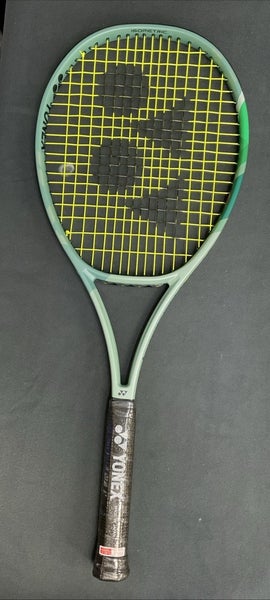 Yonex Percept 100 Grip Size 2 (Used Once)