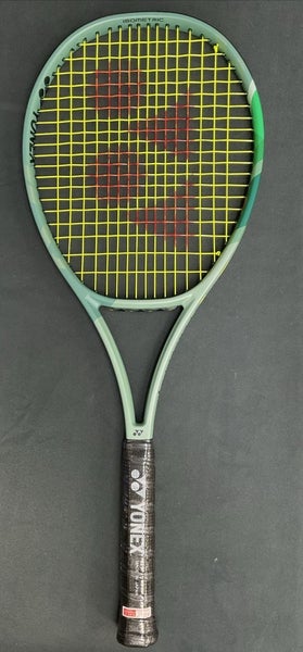 Yonex Percept 100 Grip Size 2 (Used Almost Perfect)