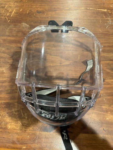Large Bauer Concept 3 Full Shield (Used)
