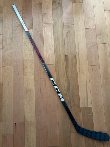 Intermediate CCM Jetspeed FT6 Pro Left Hand Hockey Stick P29 (New)