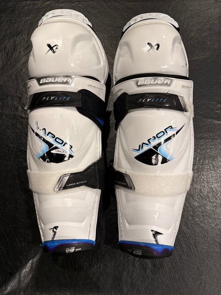 Senior Bauer Vapor Flylite 14" Shin Pads (Used)