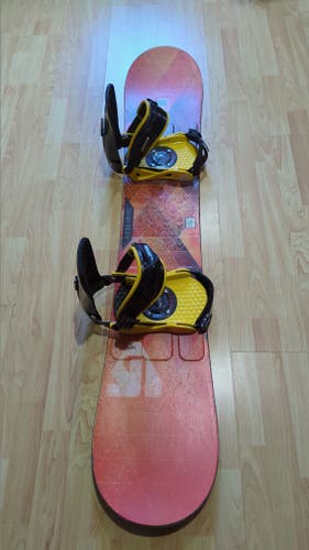 Unisex Burton LTR Snowboard 153cm Freestyle With Bindings Large Soft Flex True Twin (Used)