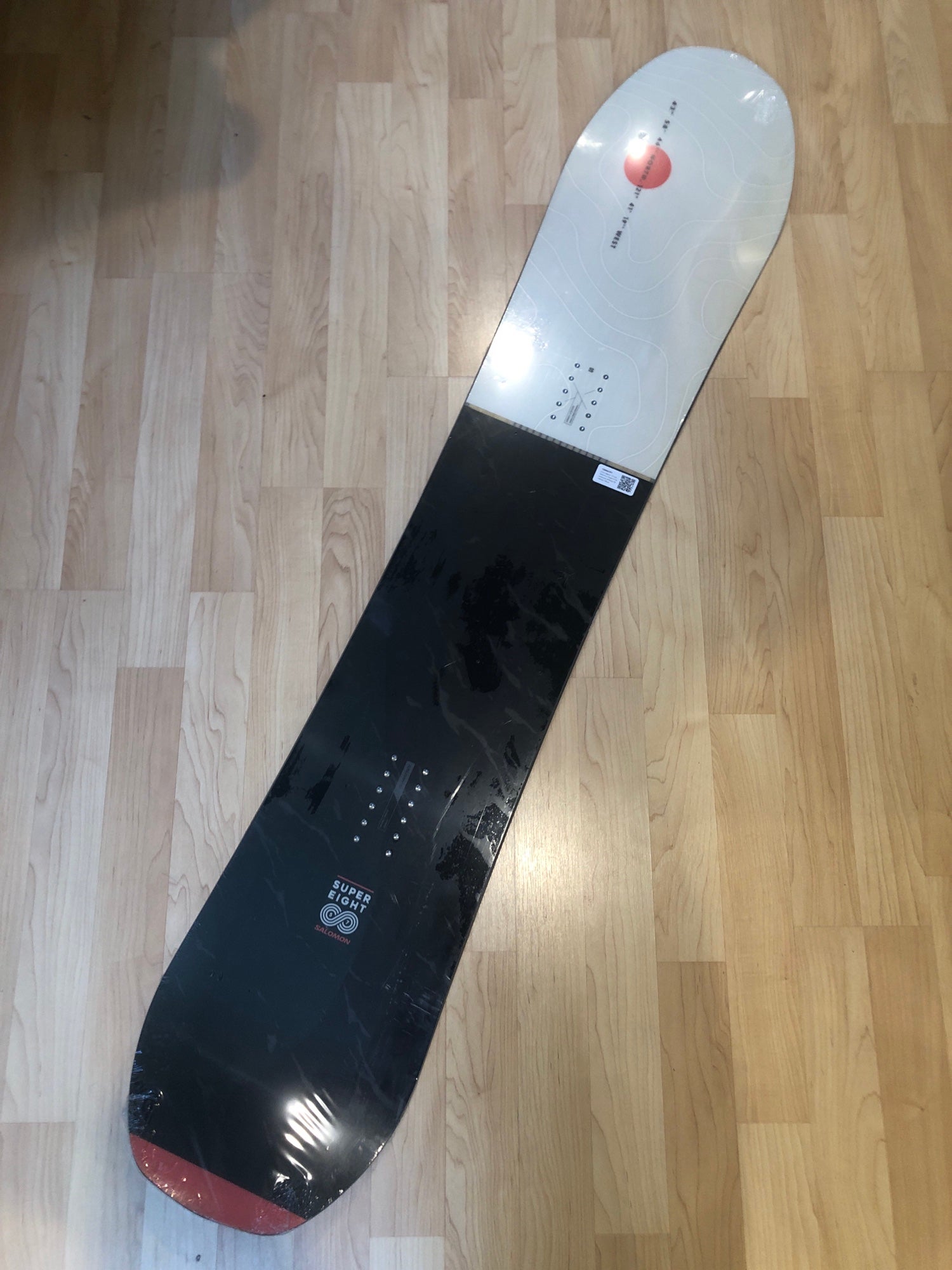 Salomon Super 8 Snowboards | Used and Closeout