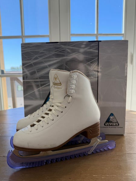 Jackson Ultima Mystique Figure Skates B Adult 7 (Used)