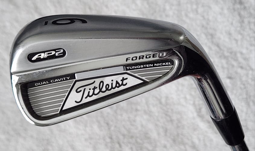 Men's Titleist AP2 Single 6 Iron (2° upright) RH; Steel Shaft