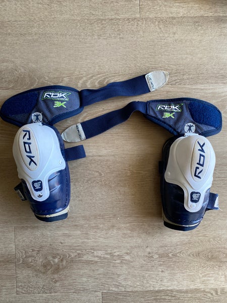Size 4 Reebok 3k Elbow Pads (Used)